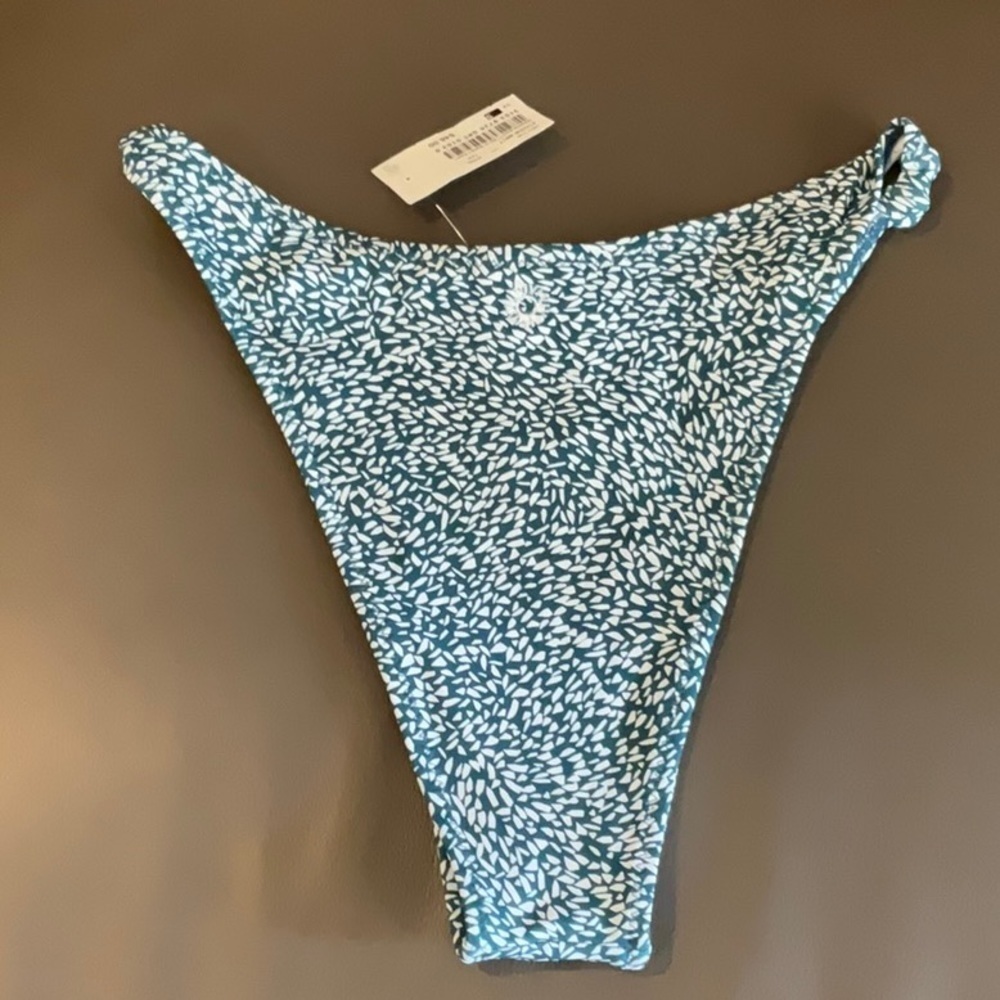 Rhythm Marina knotted high waisted swim bottom - Picture 4 of 8